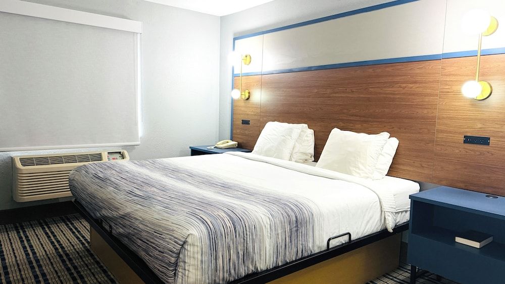AmericInn by Wyndham Frankfort IN 1