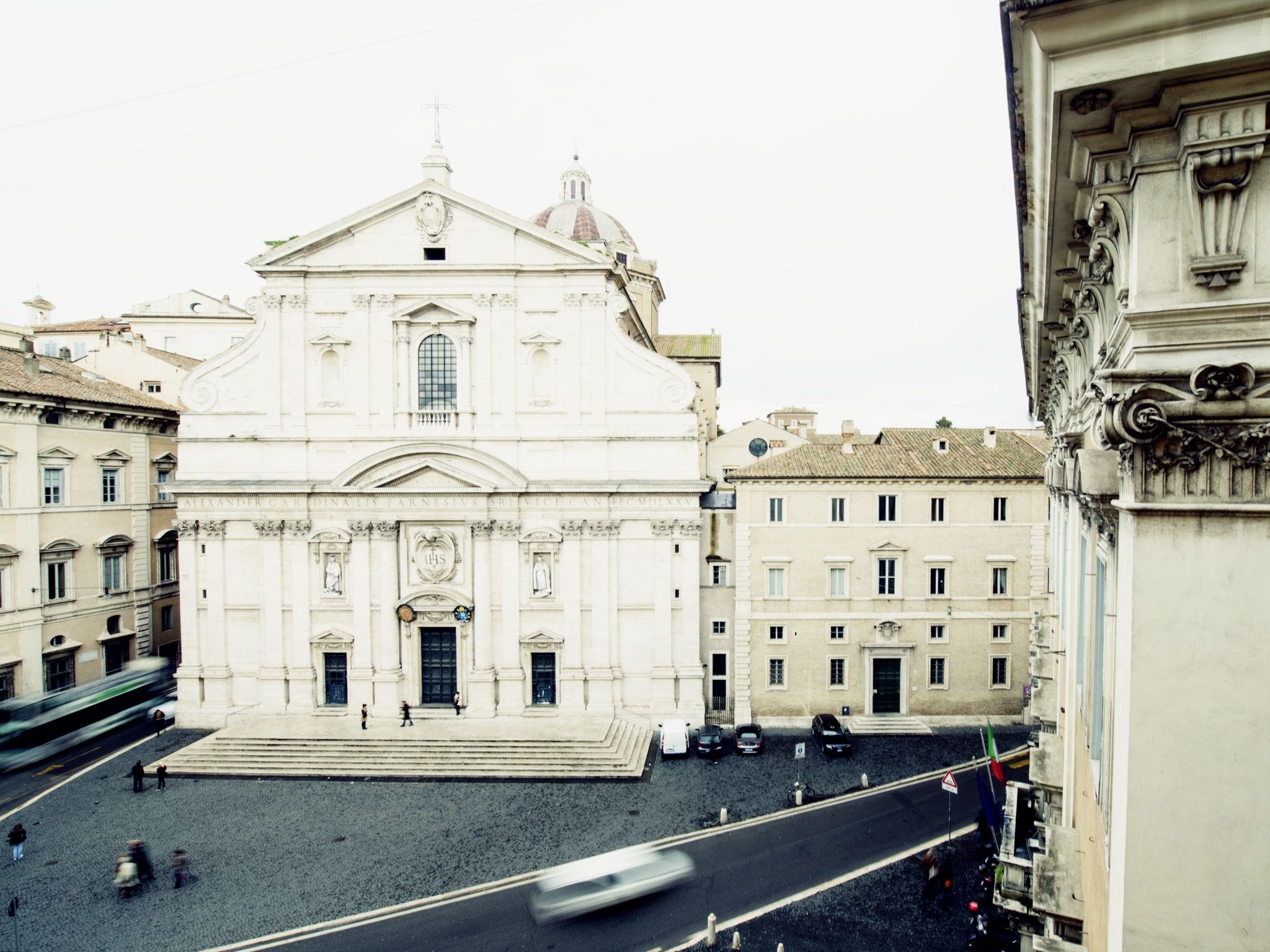 Magenta Pantheon Navona 1