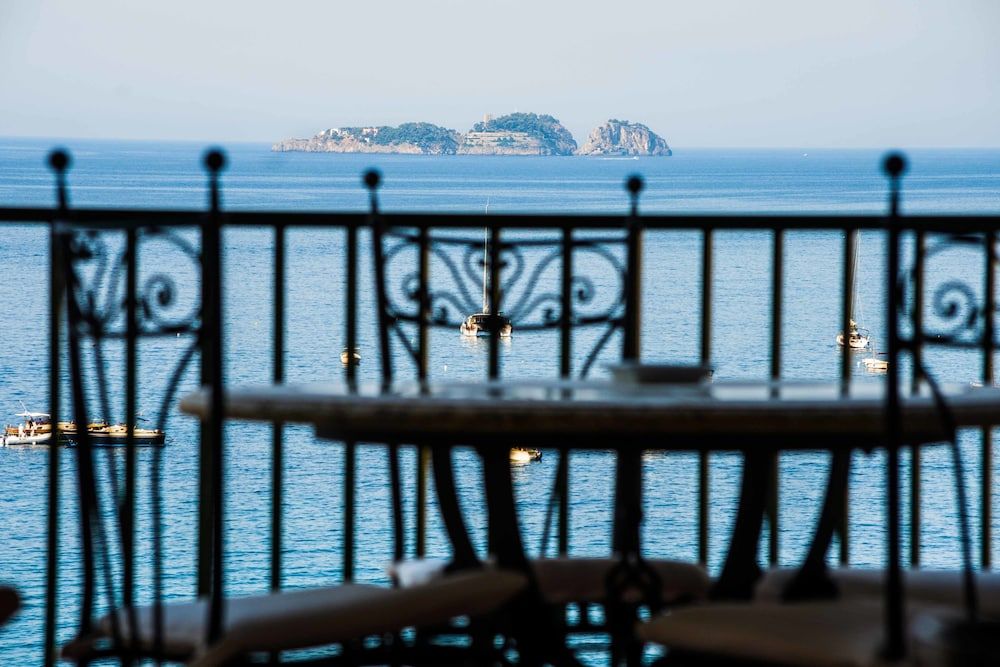 Hotel Buca Di Bacco 2
