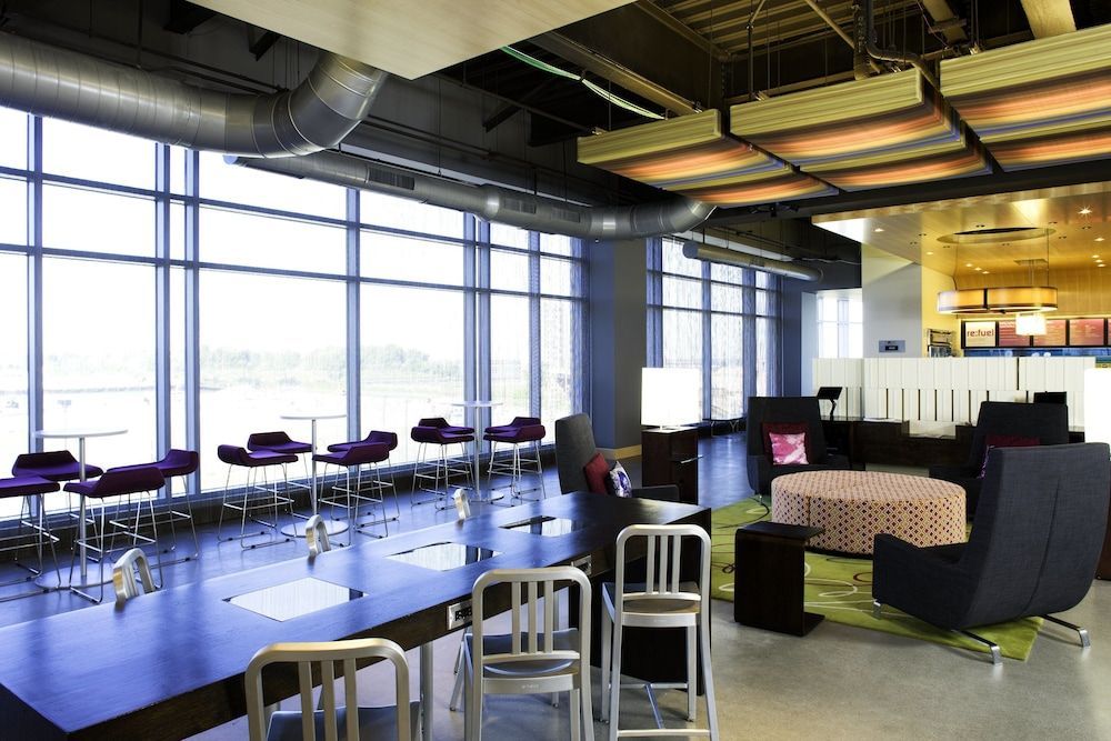 Aloft by Marriott Cleveland Downtown 2