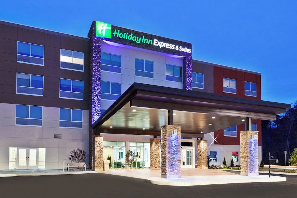 Holiday Inn Express & Suites CARTERSVILLE by IHG 1