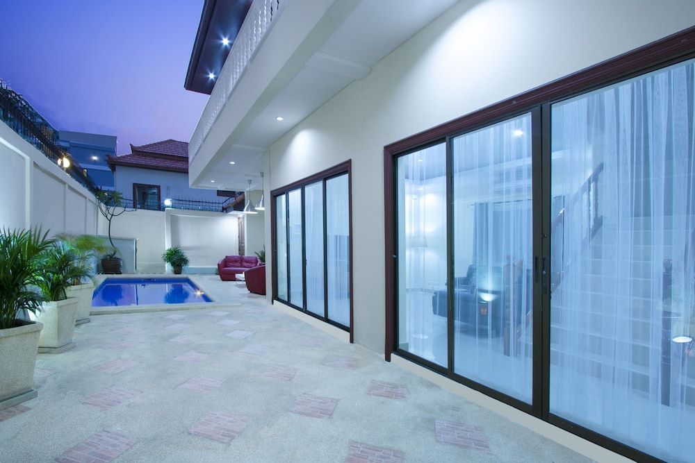 Avoca Pool Villas 2