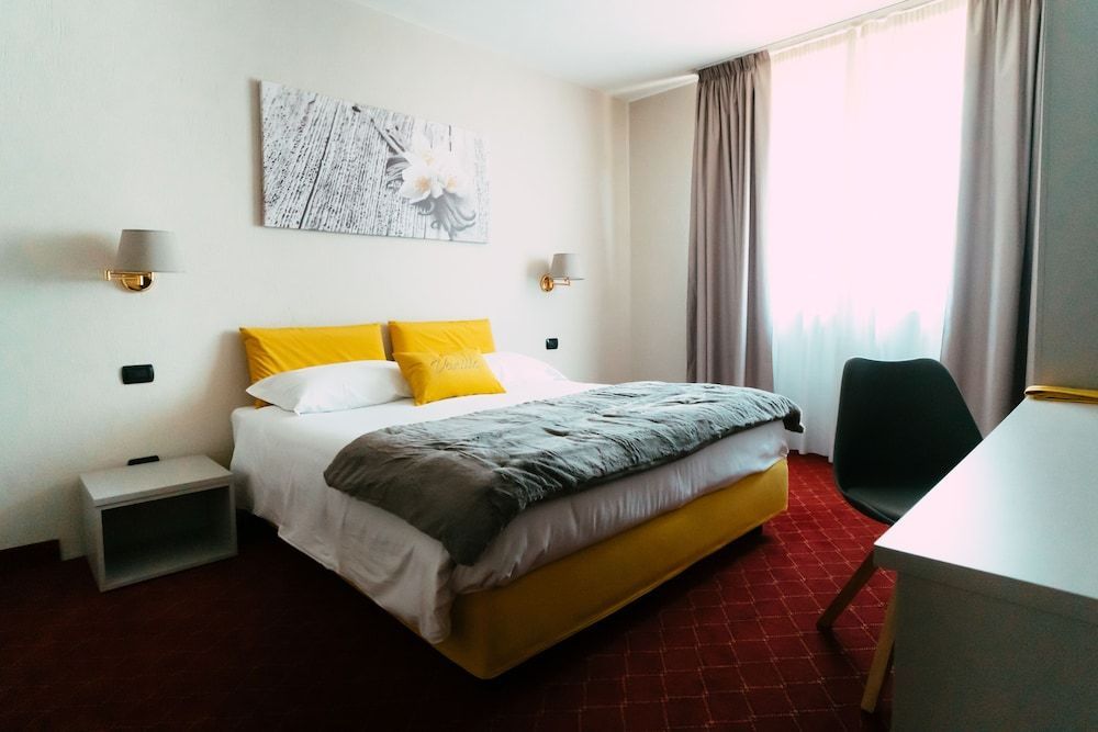 Essenza Hotel 1