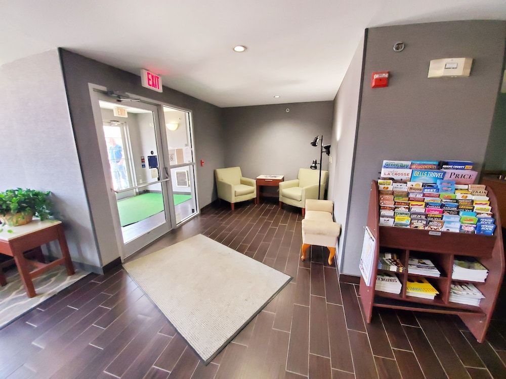Americas Best Value Inn & Suites Racine 2