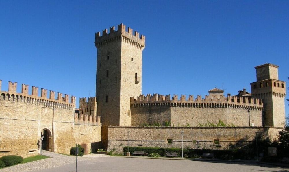Hotel Castello Di Vigoleno 1
