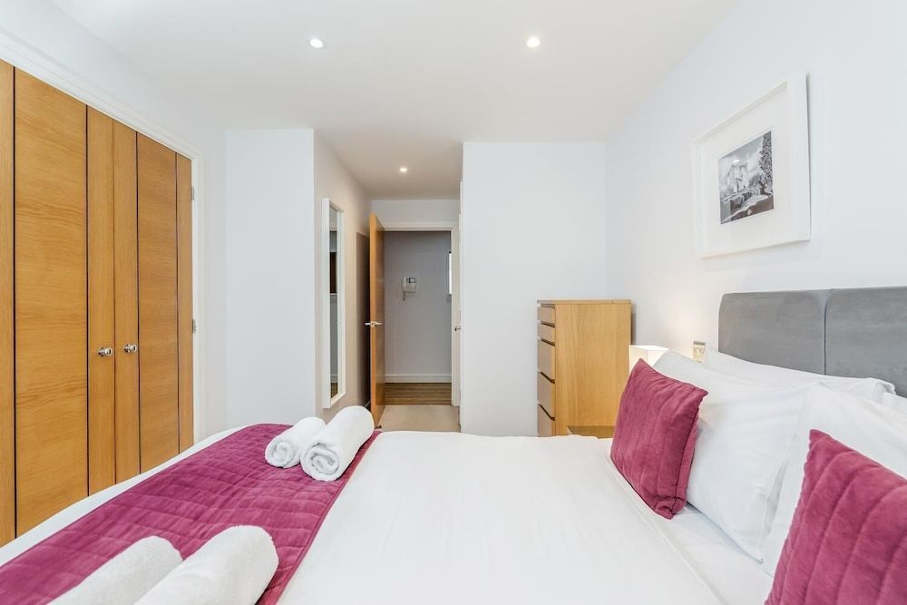 Roomspace Apartments -Abbot's Yard 2