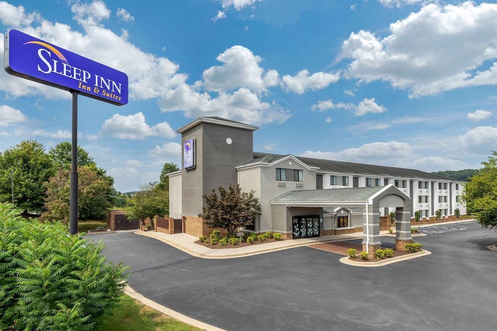 Sleep Inn & Suites Johnson City 1
