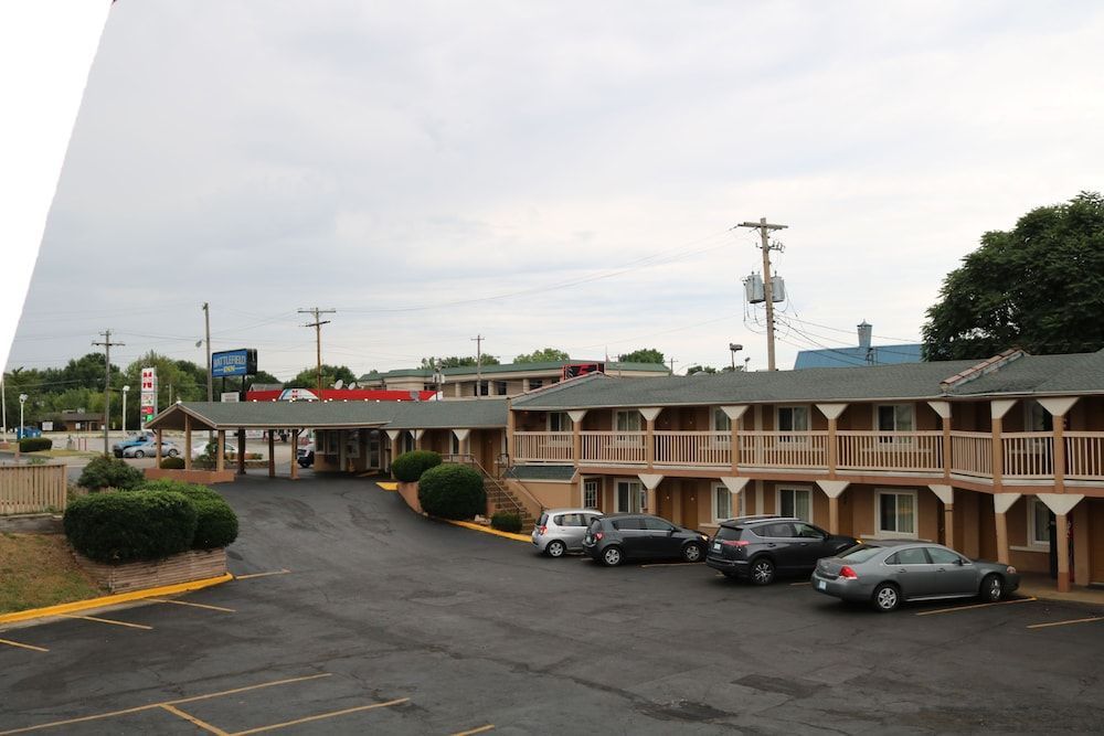 Battlefield Inn Springfield 1
