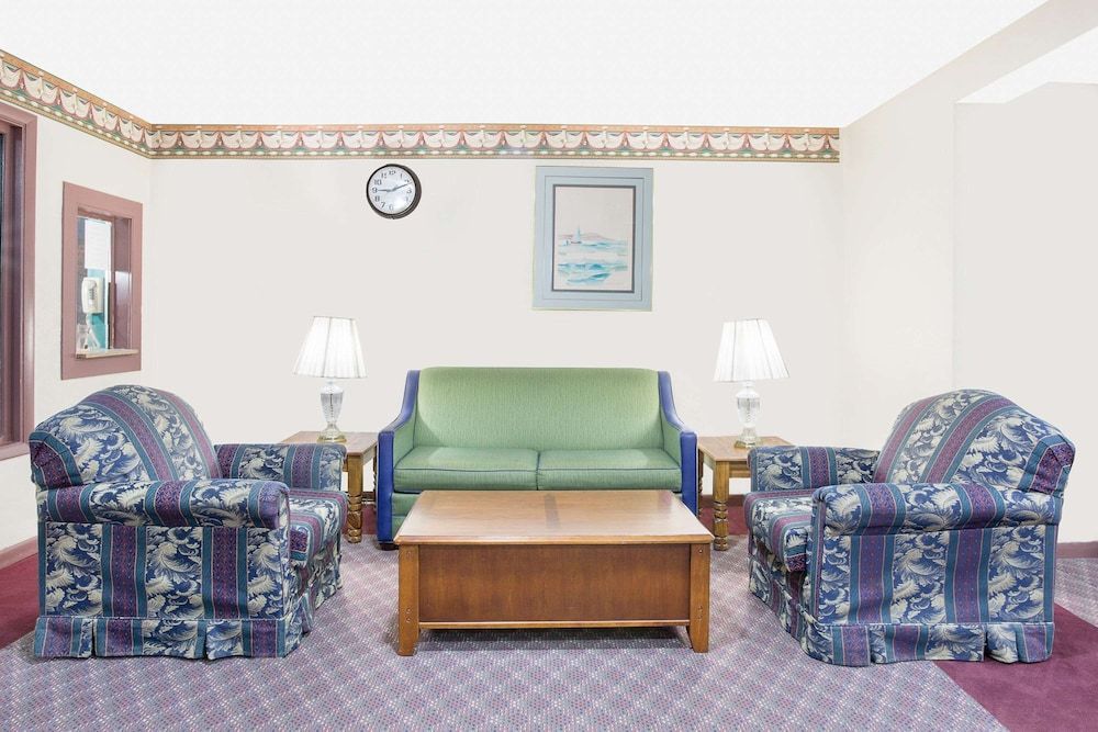 Knights Inn Emporia 2