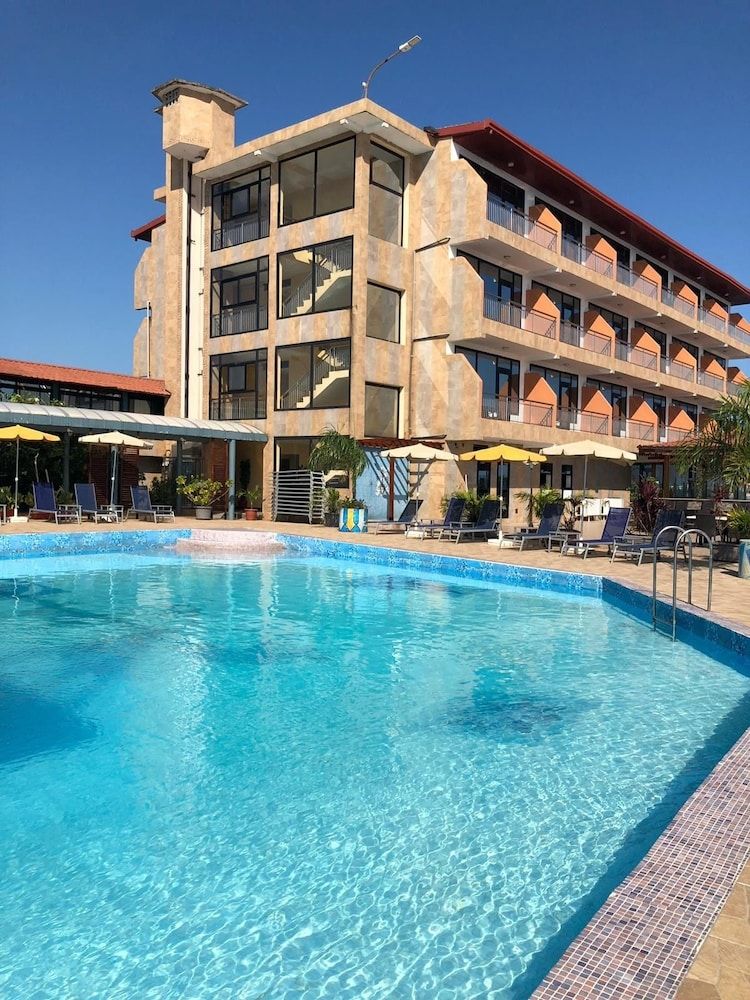 Hôtel Petit Bateau 1
