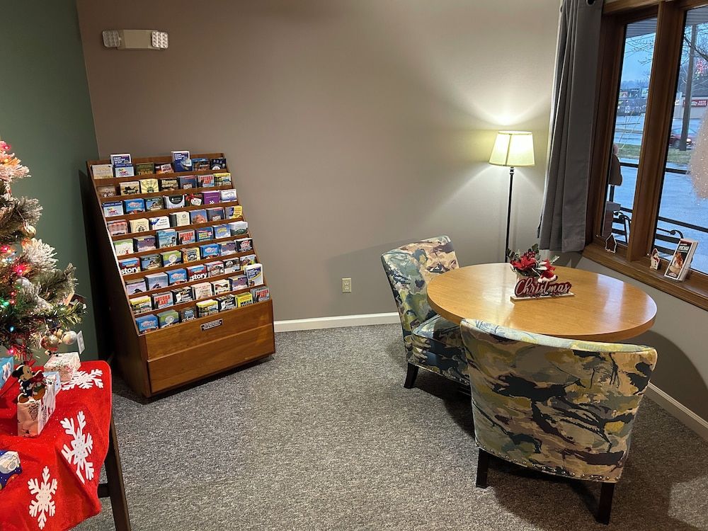 Valley Inn and Suites 2