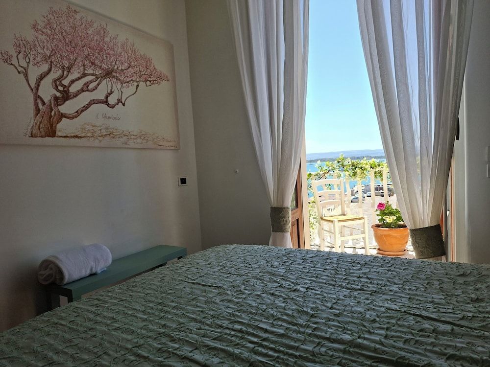 La casa dei fiori sul mare 1
