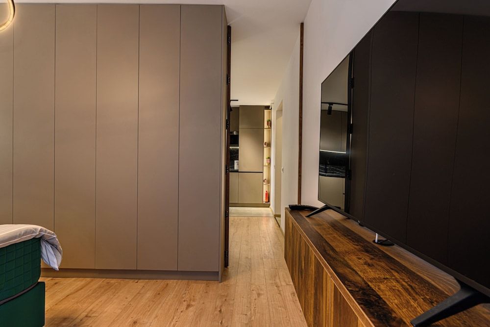 MoHost Urban - Apt with Stunning view 1