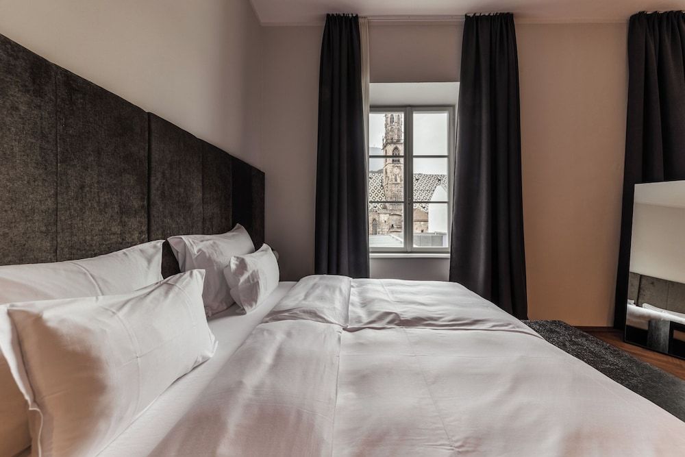 META SUITES historic city living 2