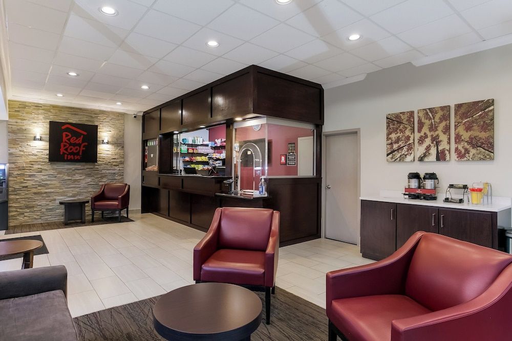 Red Roof Inn Baltimore 1