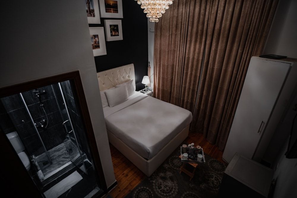 The Square Boutique Hotel 2
