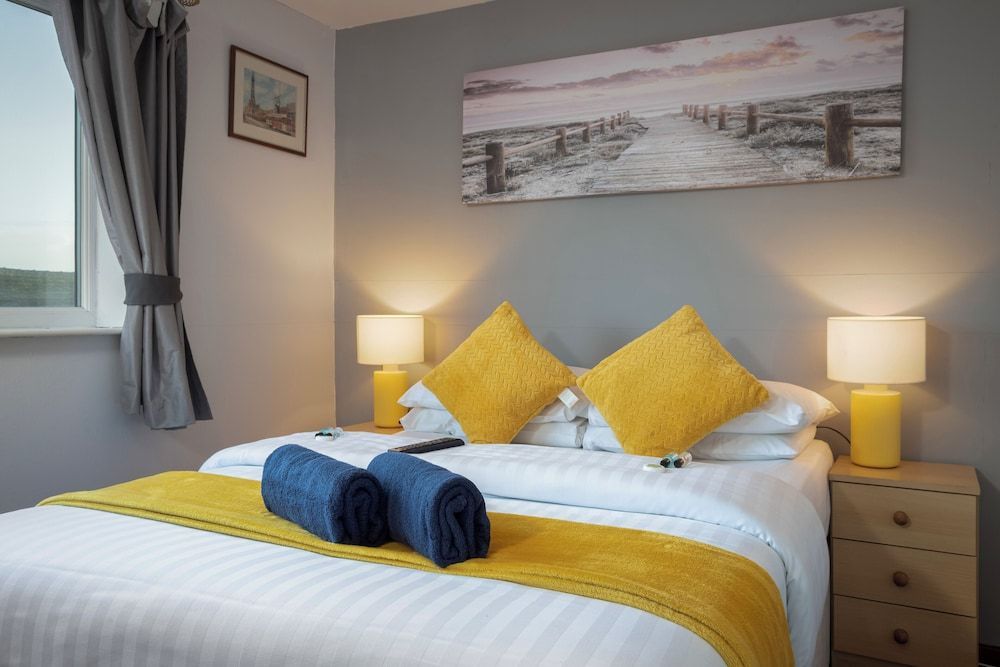 Royal Oakwell Hotel 1