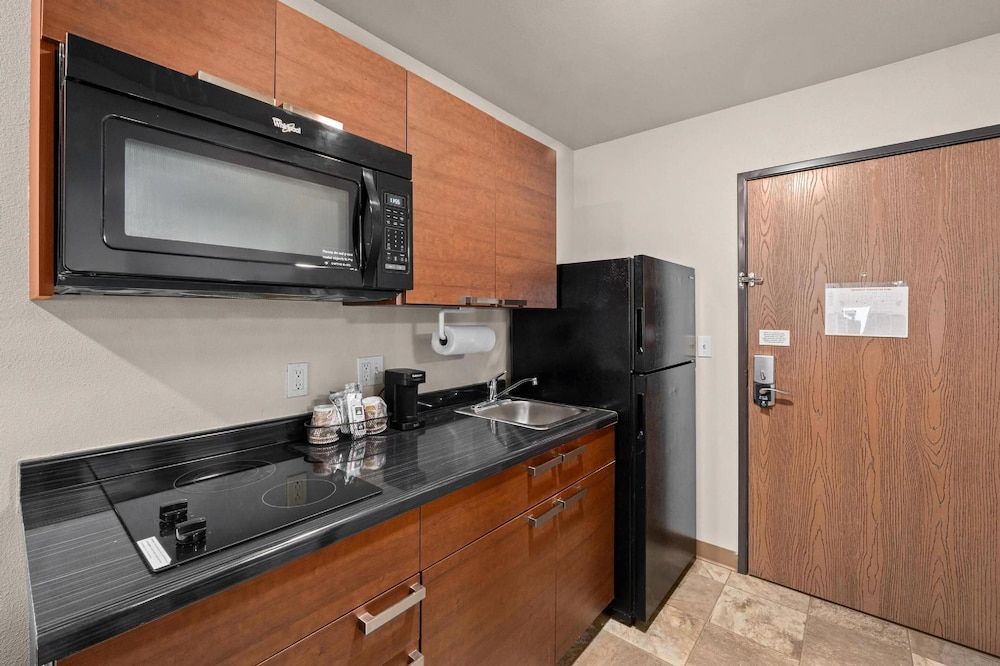 MainStay Suites Spokane Valley 1