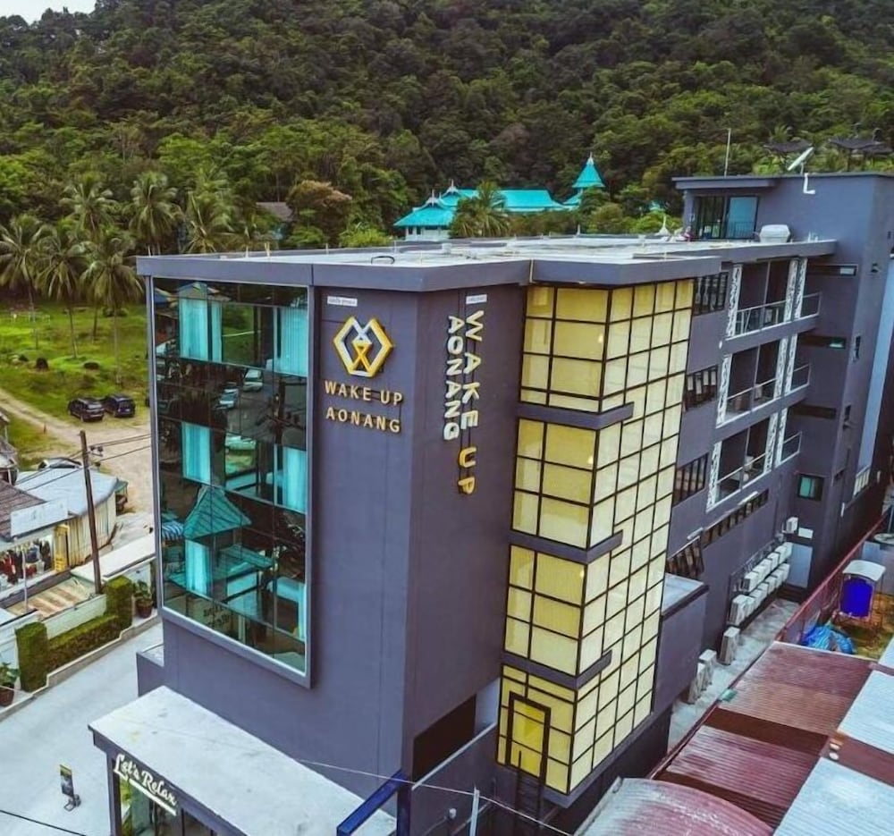Wake Up Aonang Hotel 1