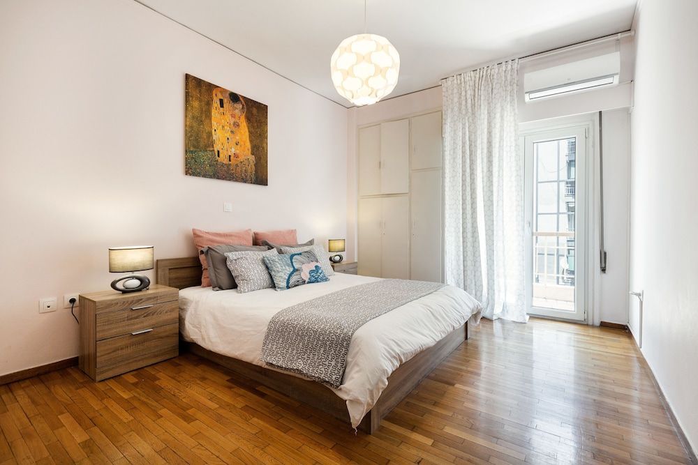 Acropolis Boutique Suite 2