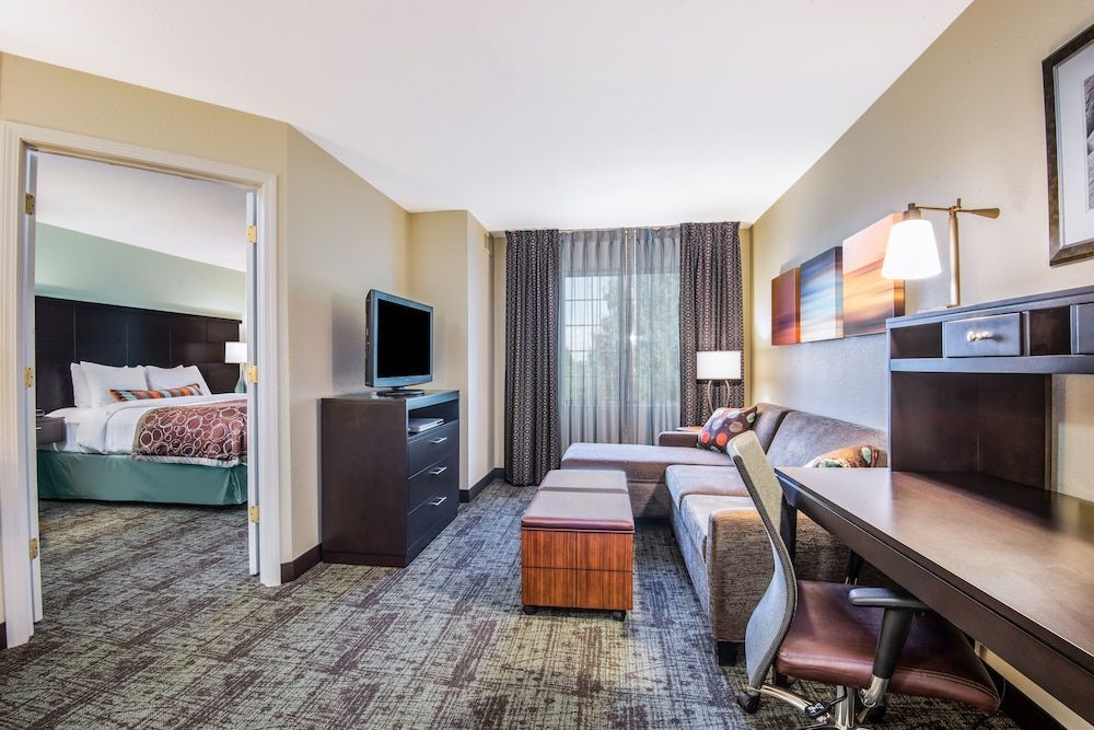 Staybridge Suites ALLENTOWN WEST by IHG 2