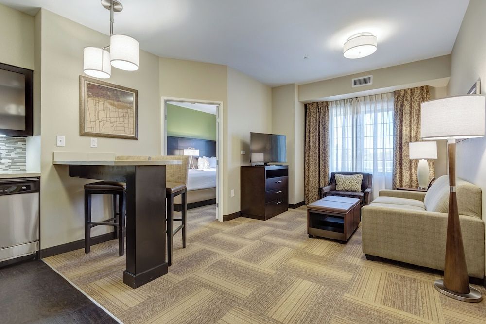 Staybridge Suites ST LOUIS - WESTPORT by IHG 2