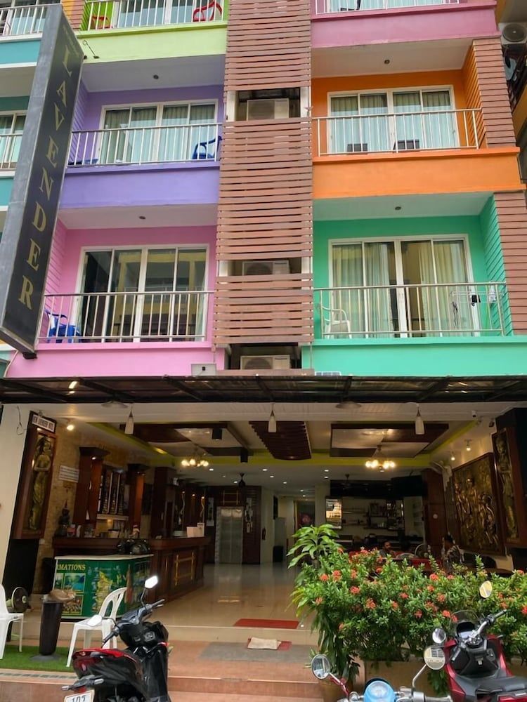 Lavender Patong Hotel 1