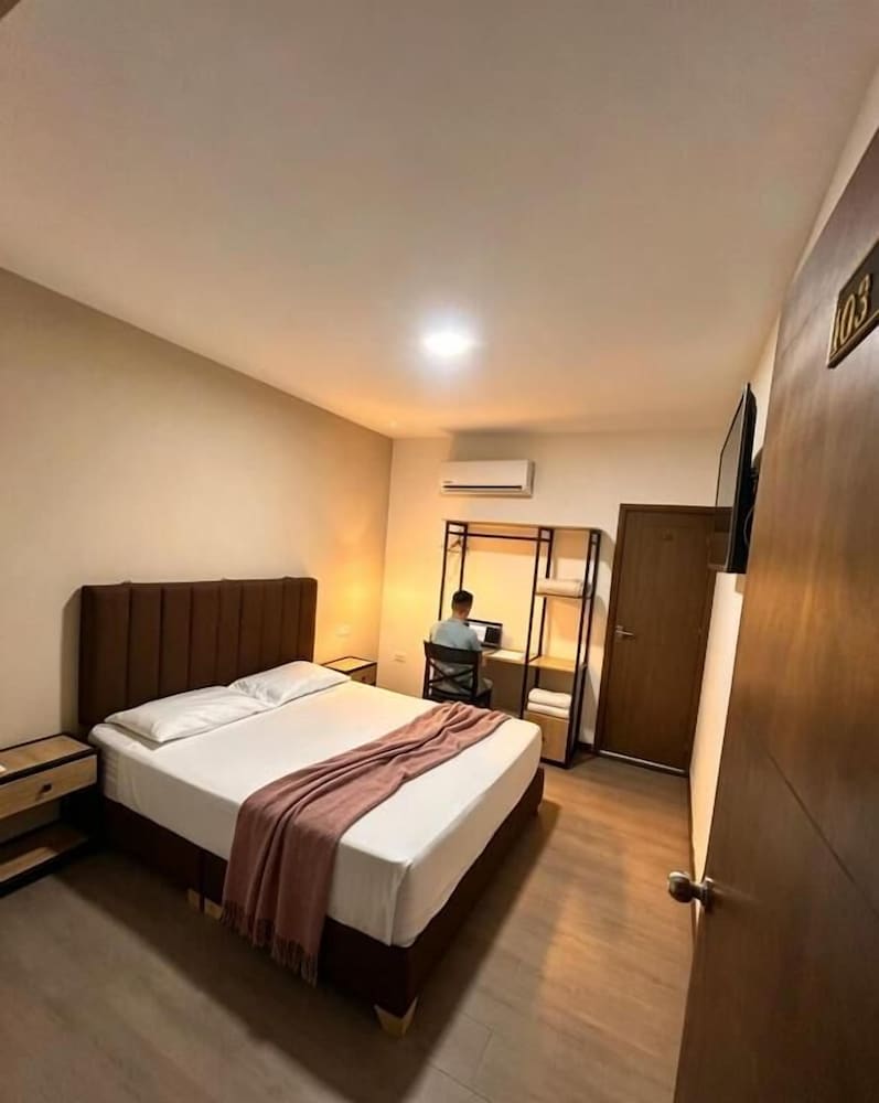 Hotel Gallery By 70 1