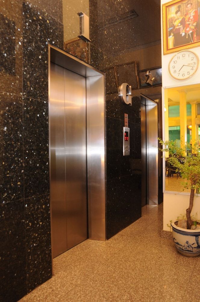 Lodge 61 Hotel 2