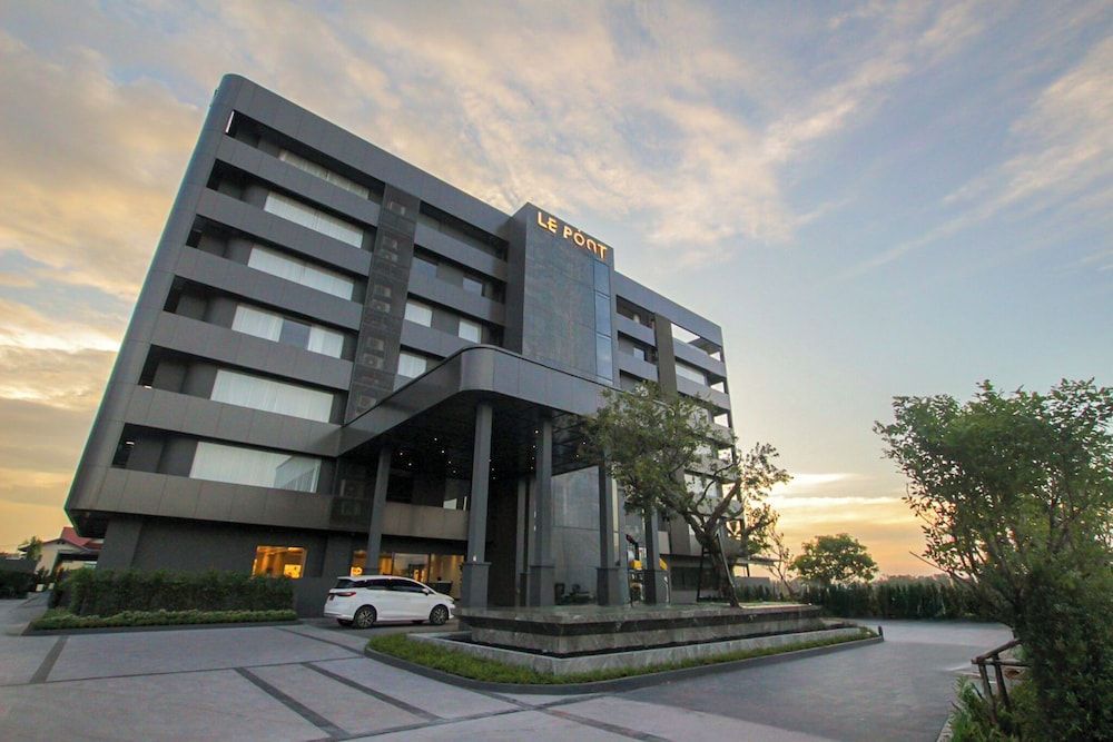 LePont Riverfront Resort Nongkhai 1