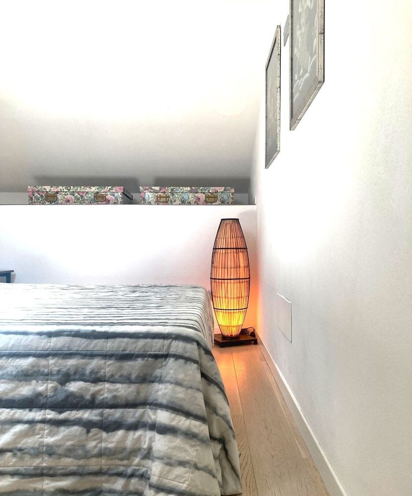 cozy and Bright Flat in Isola- Pergola 4 1