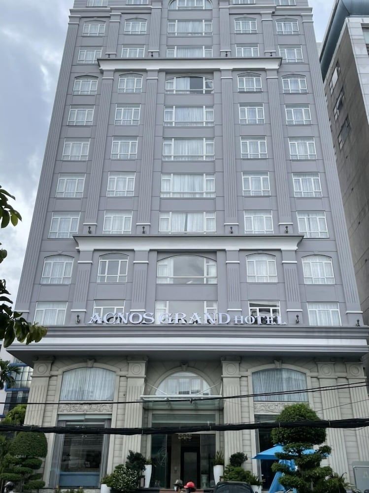 Acnos Grand Hotel 1