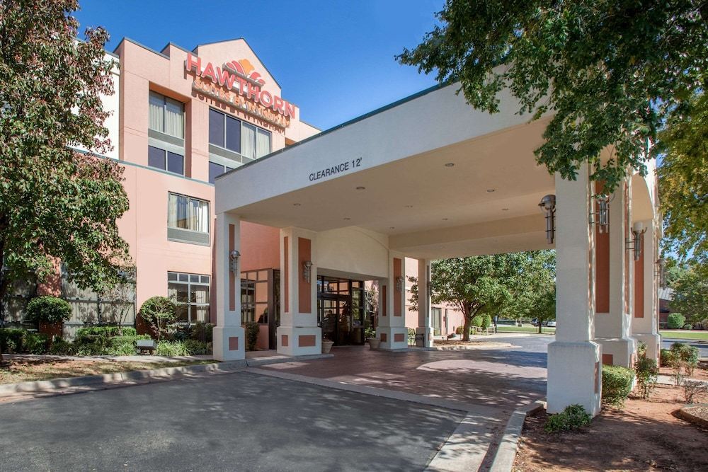 Hawthorn Suites Midwest City 1