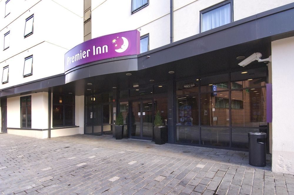 Premier Inn Liverpool City Centre - Moorfields 1