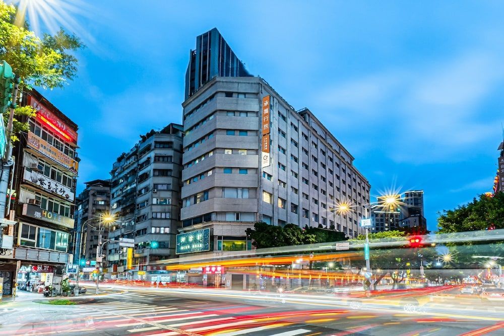Guide Hotel Taipei Chongqing 1