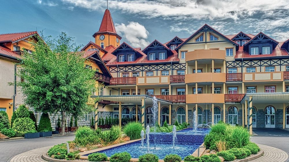 St Lukas Medical & SPA 1