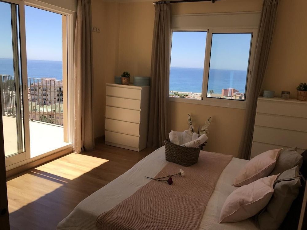 Rooms in Seafront Villa 1
