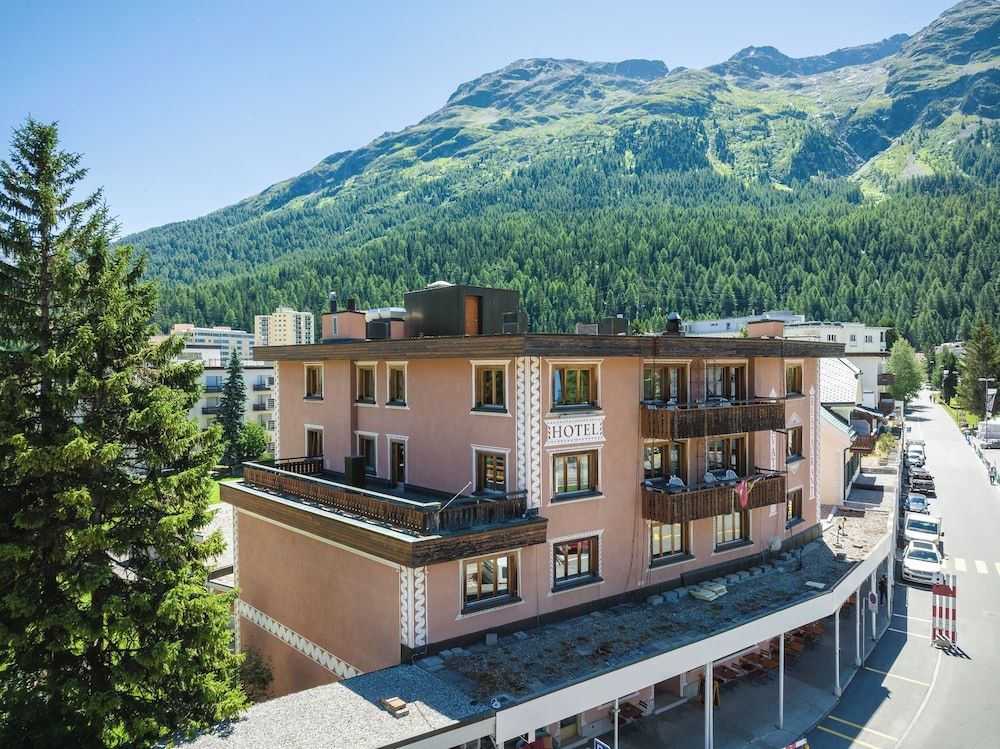 Hotel Corvatsch - Web Check-in 1