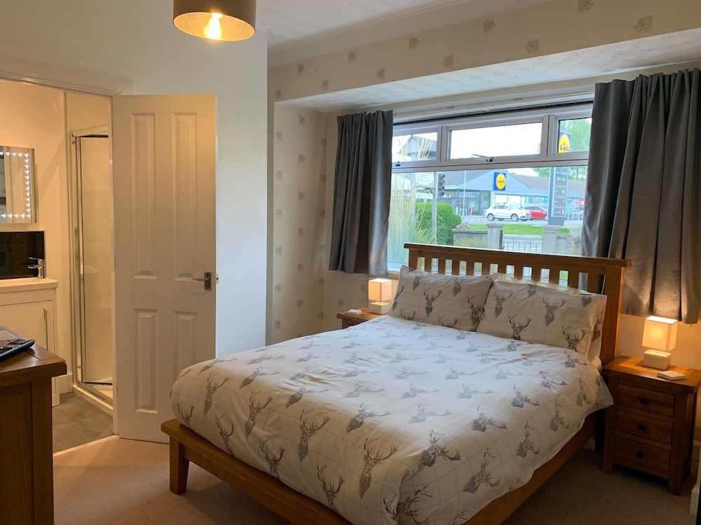 THE KEMPS Guest House 2