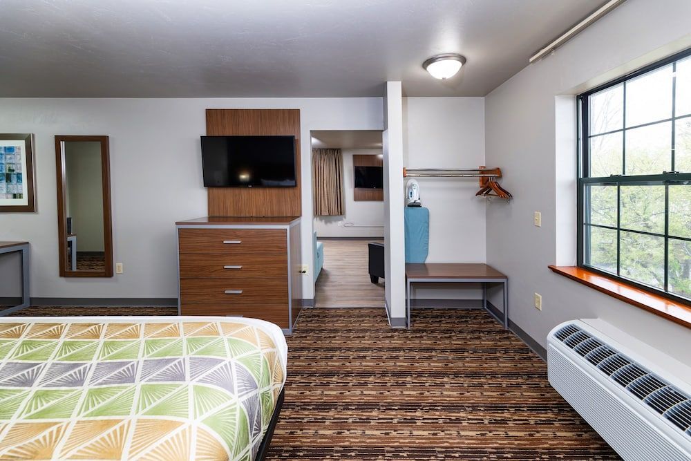 Extended Stay Airport 2