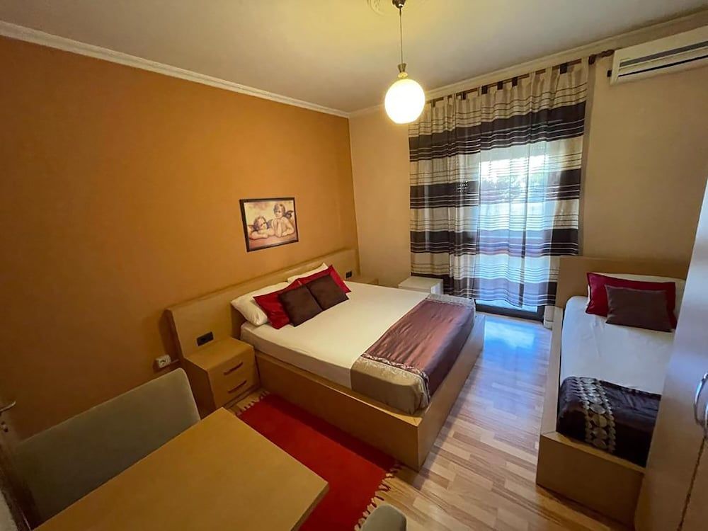 Algo Hotel 2