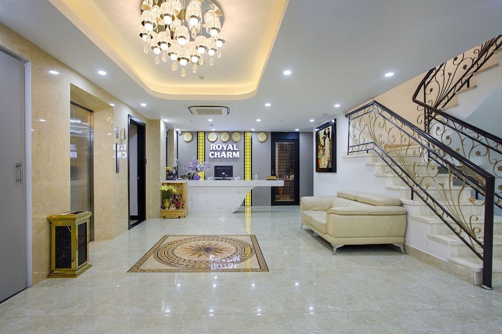 Royal Charm Hotel 1