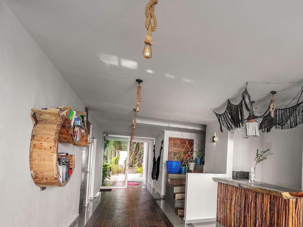 Angelina 28 Beachfront and Family Apartments - Modern and Relaxing Long Stays - 20 min from Cancun Airport 2