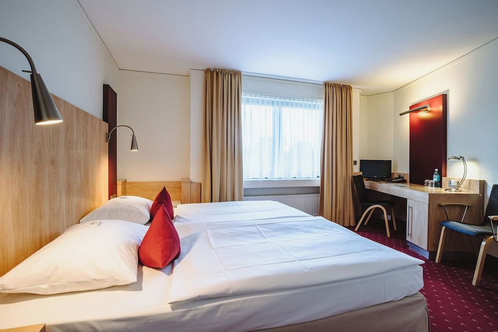 Hotel Gustav-Stresemann-Institut 1