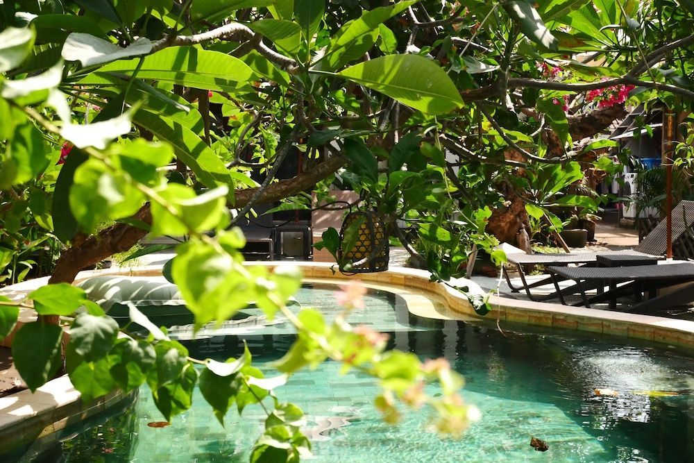Kalua Boutique Bungalows 1