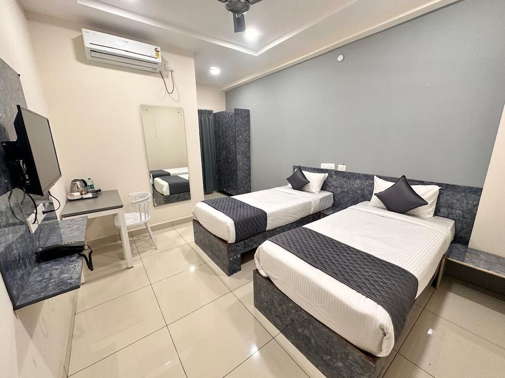 Hotel Aerotel Airport Zone,Shamshabad 1