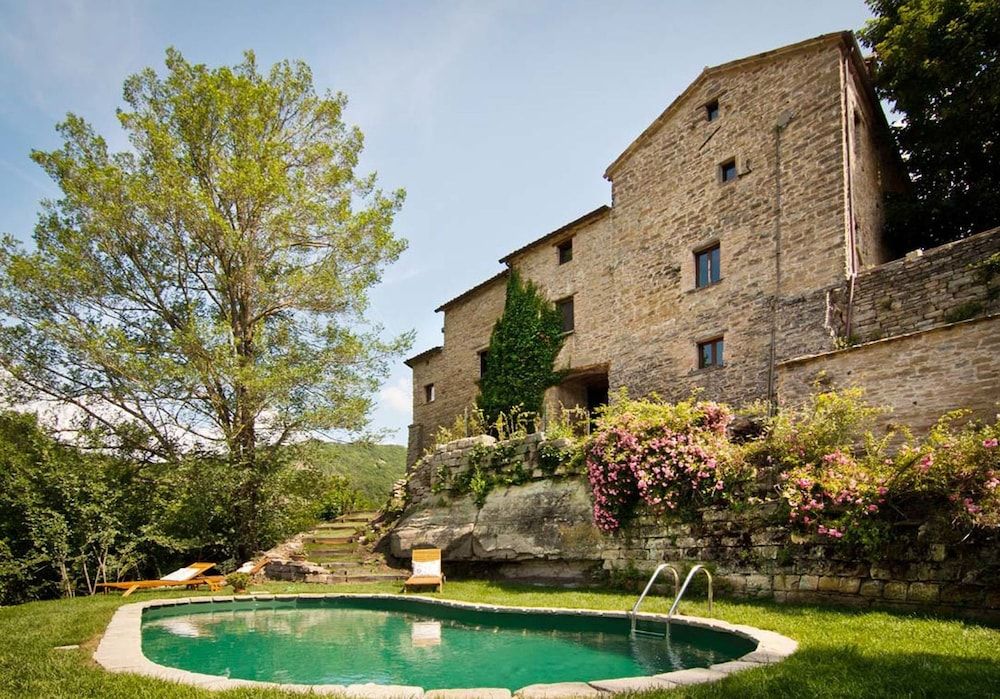 Agriturismo Biologico Castello Della Pieve 1