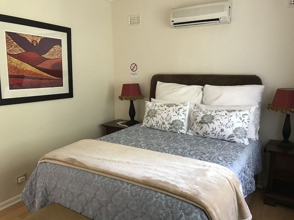 Edens Guest House 2