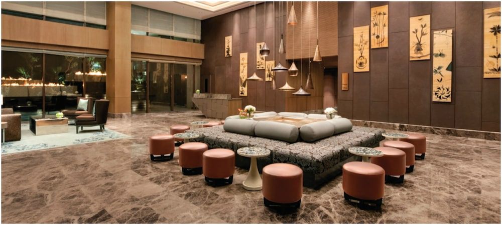 The Leela Ambience Convention Hotel Delhi 2