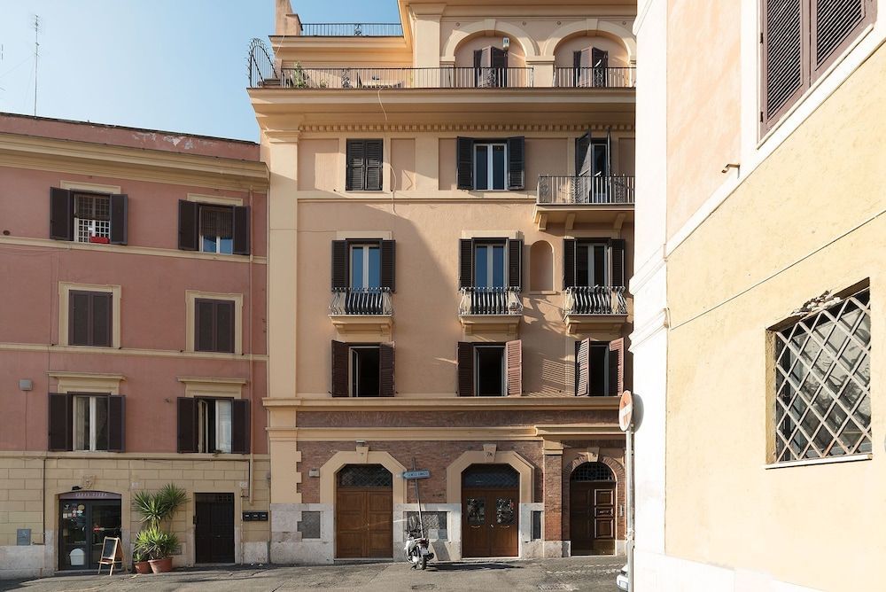 GuestHost - Monti Artistic Flat 1